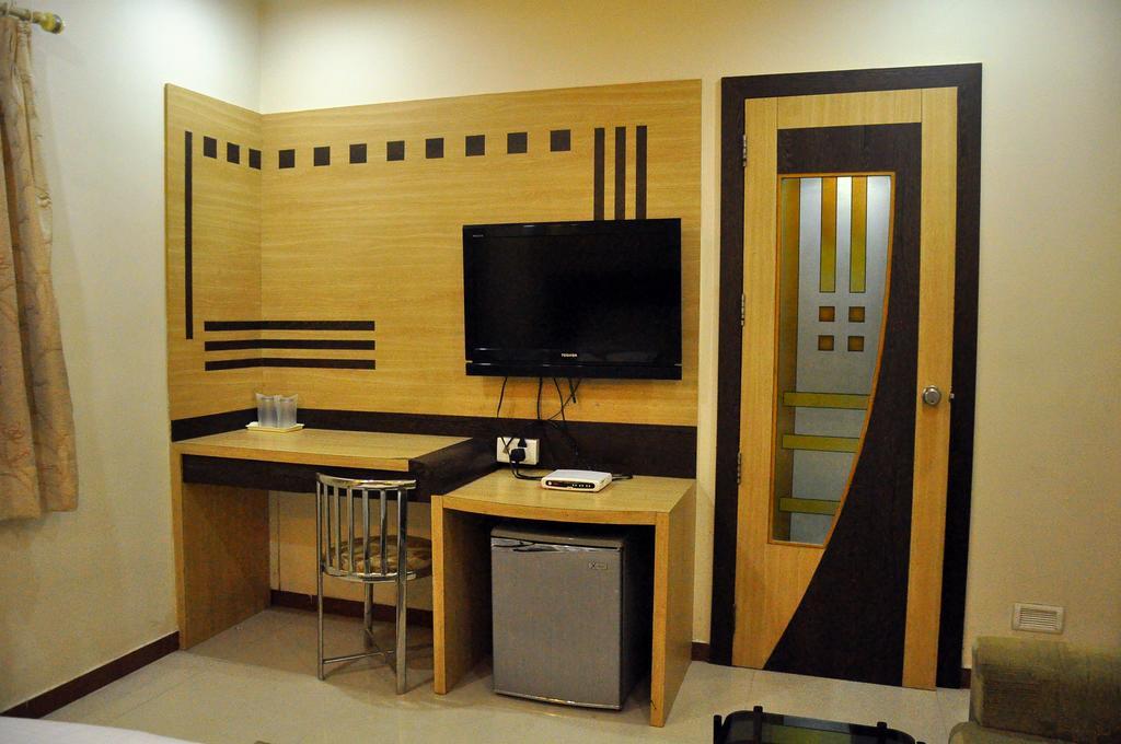 Hotel Evershine Rádzskot Szoba fotó